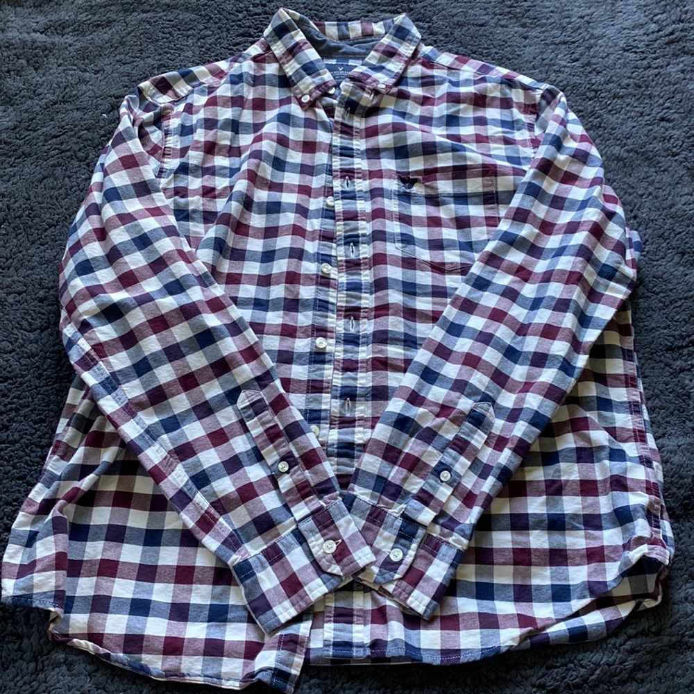 American eagle button up